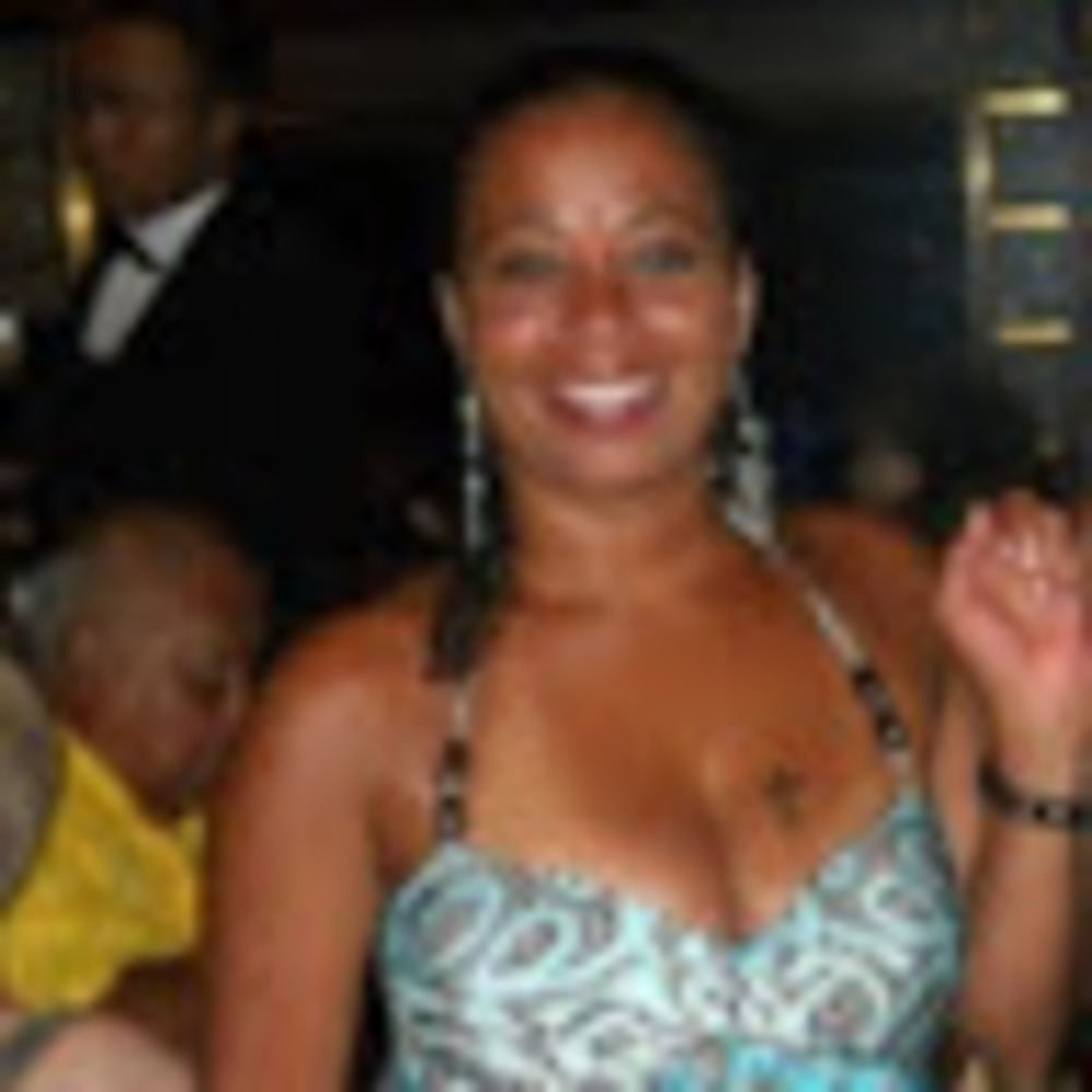 Meet your Posher, Monica